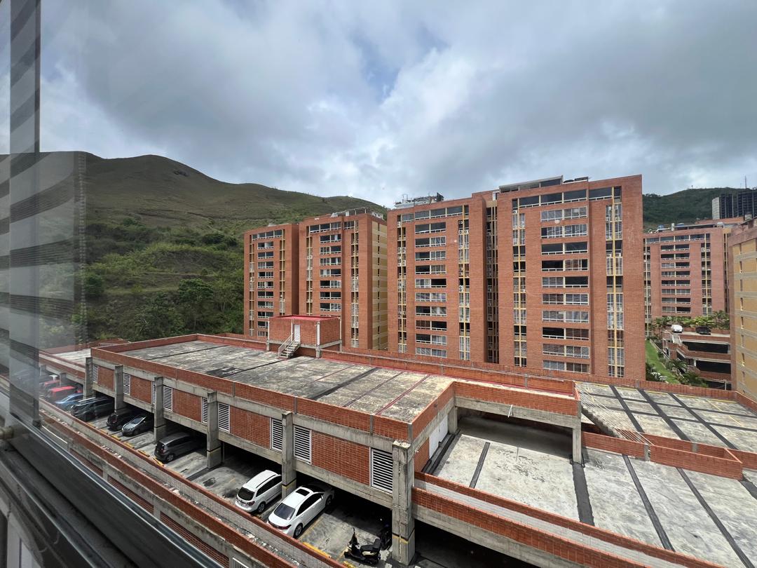 Apartamento Remodelado en Venta — El Encantado, Etapa 4